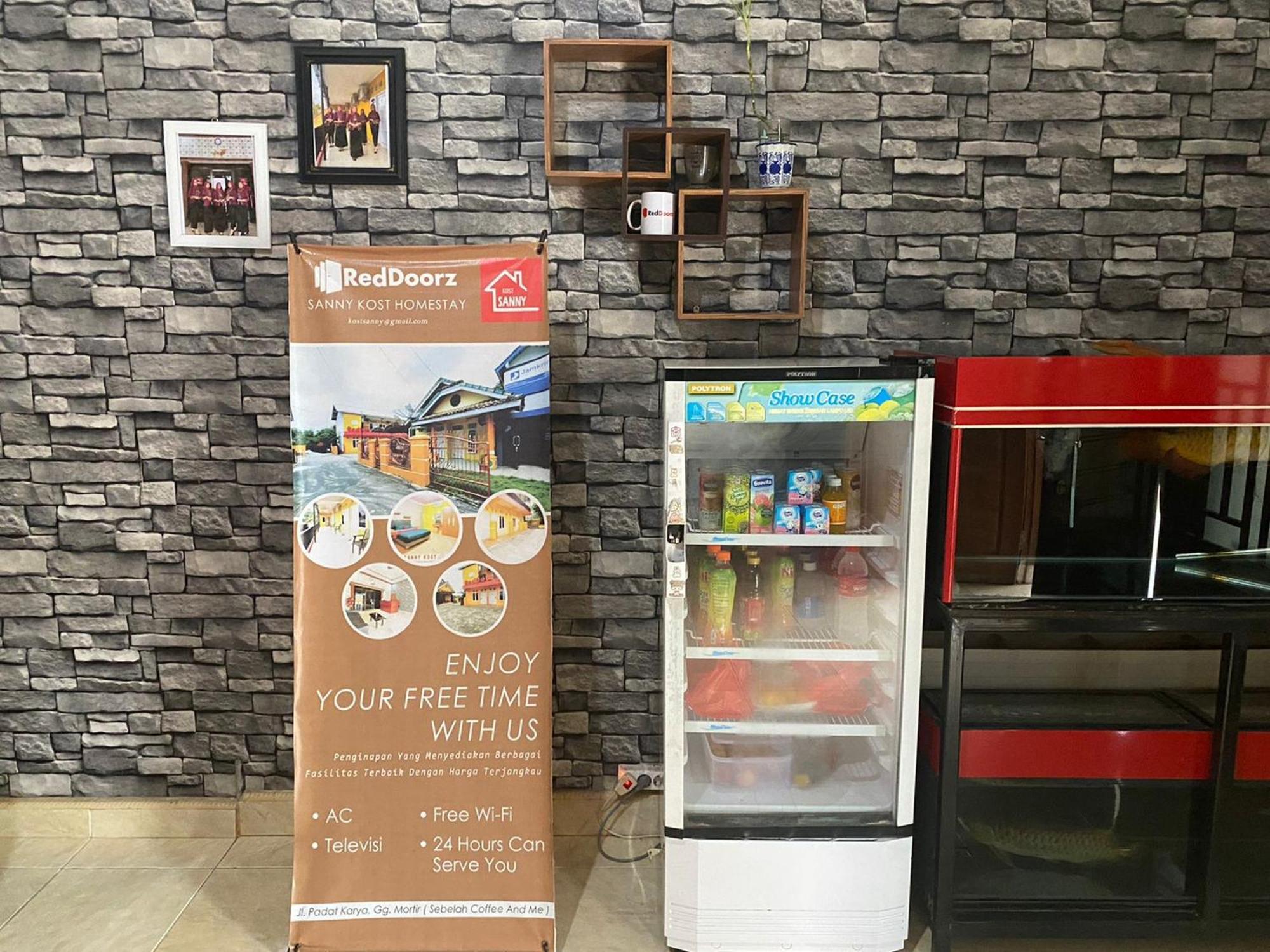 Reddoorz @ Jalan Padat Karya Prabumulih Perabumulih Exterior foto